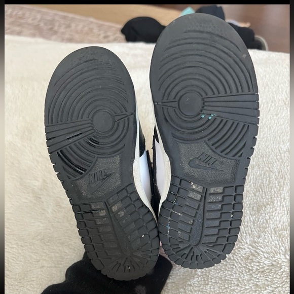 Nike Dunks - Picture 5 of 5